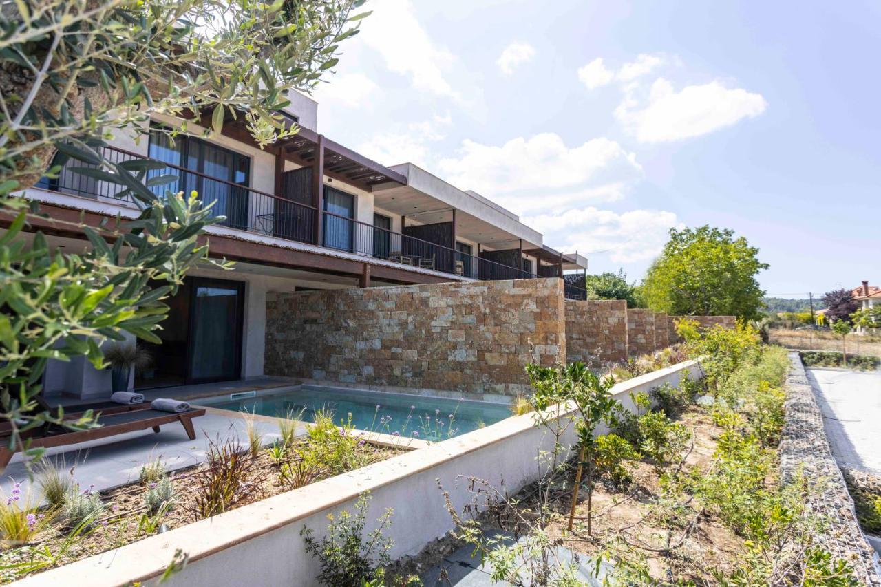 Pnoes Luxury Suites Paliouri Exterior foto