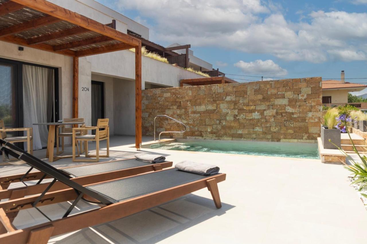 Pnoes Luxury Suites Paliouri Exterior foto