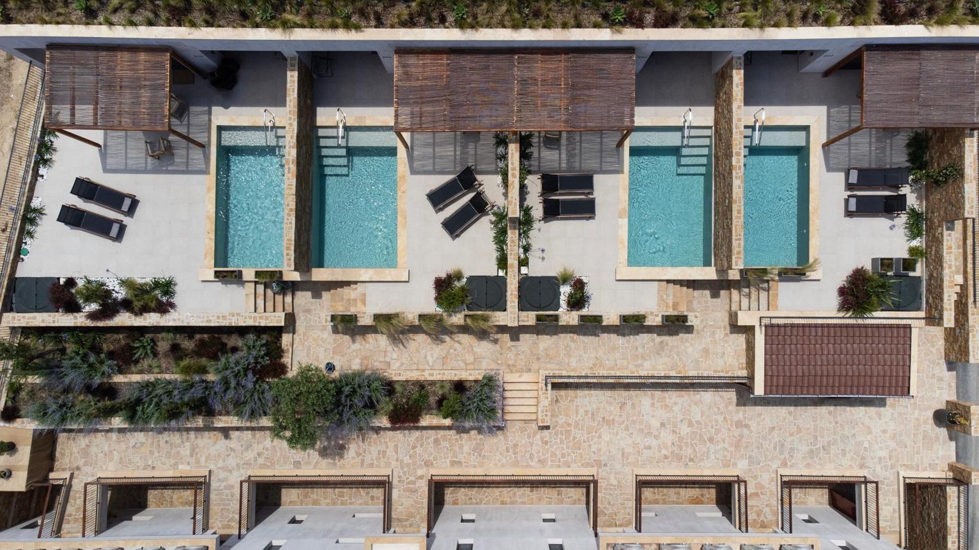 Pnoes Luxury Suites Paliouri Exterior foto