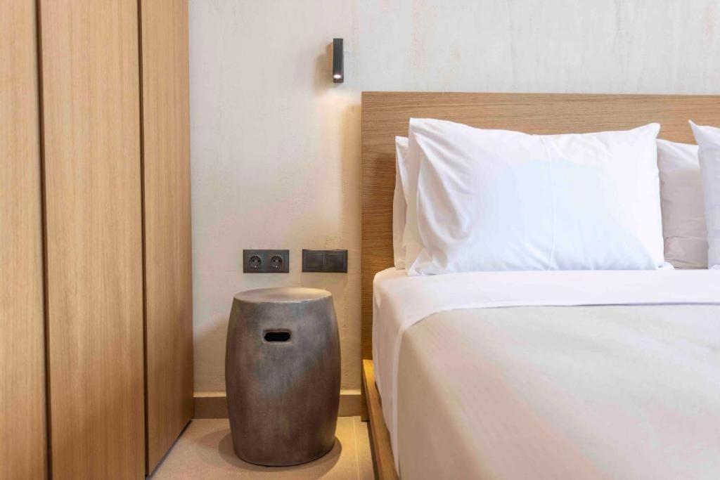 Pnoes Luxury Suites Paliouri Exterior foto
